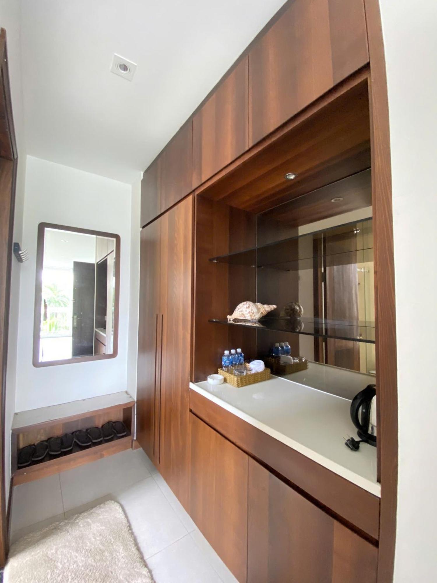 Qli Hotel موي ني المظهر الخارجي الصورة