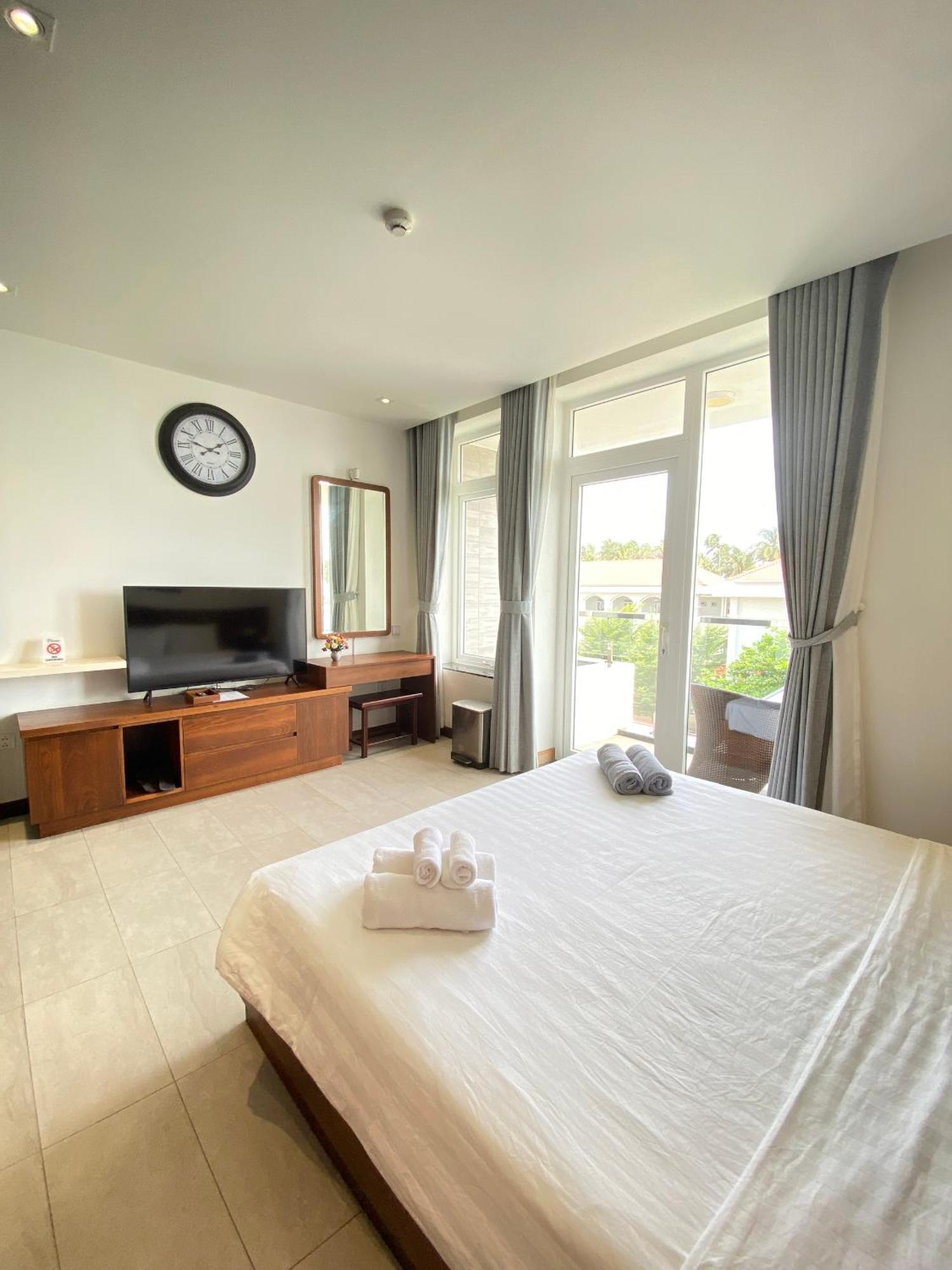 Qli Hotel موي ني المظهر الخارجي الصورة